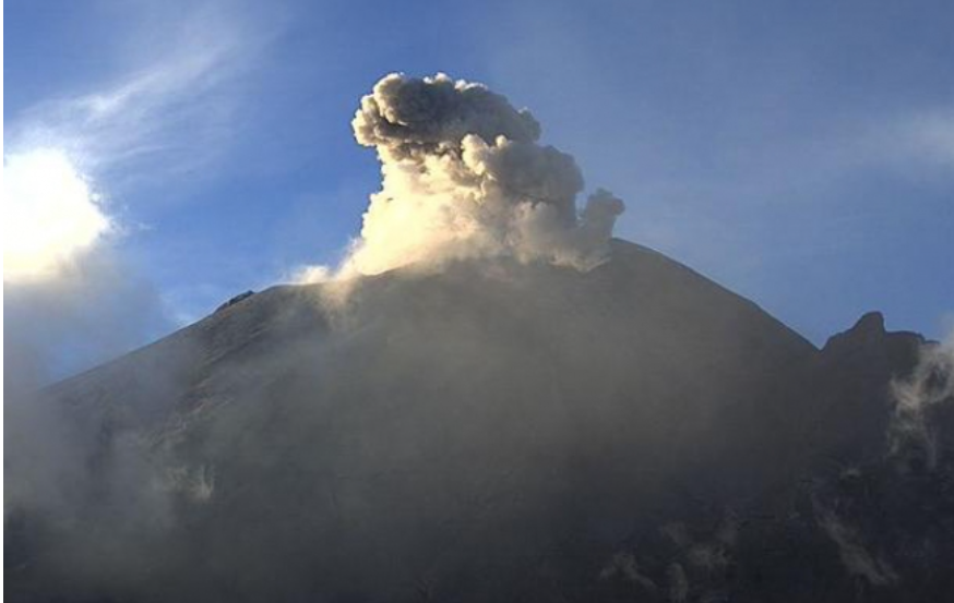 Especialistas evalúan reciente actividad del volcán Popocatépetl
