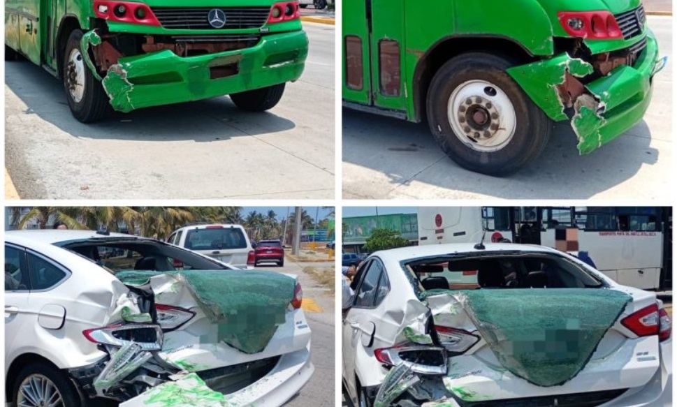 CamiÃƒÂ³n urbano choca y destruye auto en Coatzacoalcos