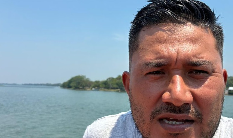 Derrame de hidrocarburo en Minatitlán afecta fauna y pescadores