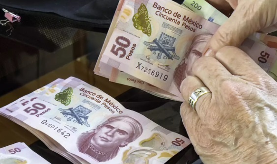DesafÃÂos y lecciones de pensiones en México y Chile