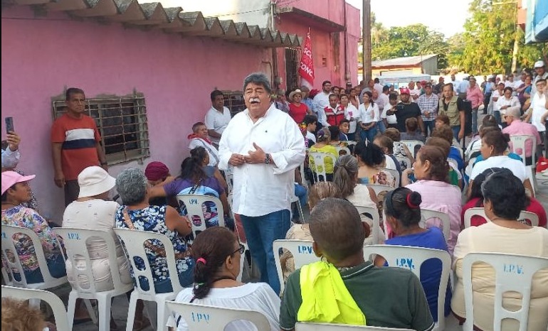 Dialogar con la gente: clave para resolver problemas comunitarios