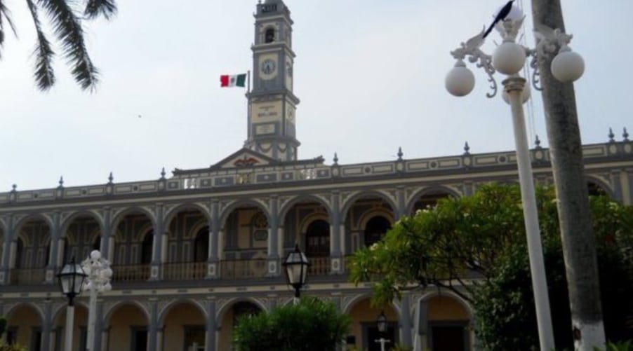 Disputa polÃƒÂ­tica cerrada por el futuro de Alvarado