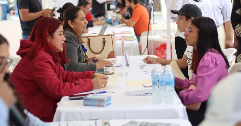 Feria de empleo en Tuxpan: oportunidades laborales para todos