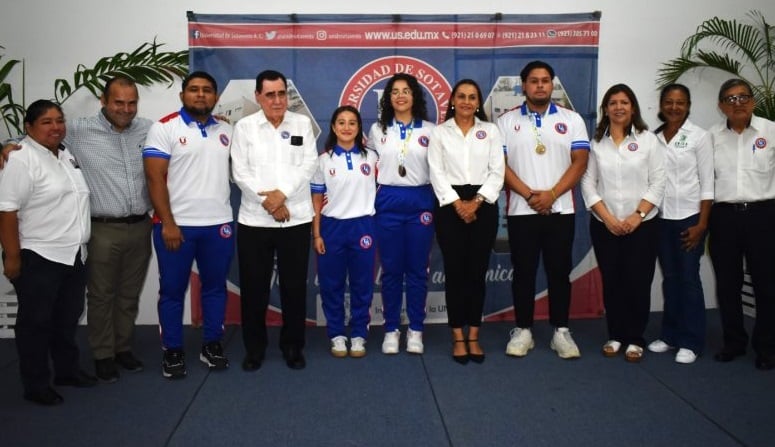 Reconocen a medallistas de la Universiada Nacional 2025