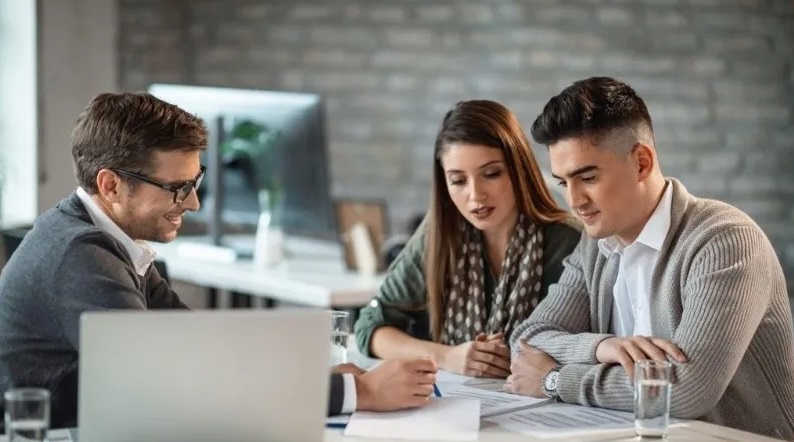 Vacante de Asesor Financiero en Coatzacoalcos con Sueldo Alto