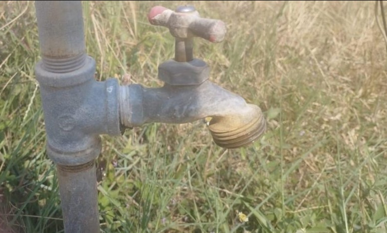 Vecinos de BahÃÂas de San MartÃÂn sufren por falta de agua